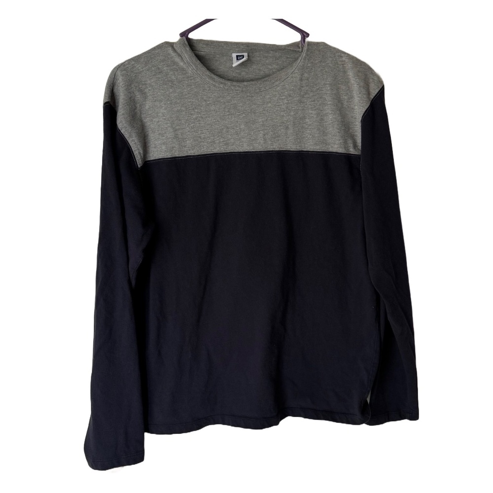 Gap Factory Men’s Long Sleeve Colorblock Navy and Grey Shirt EUC